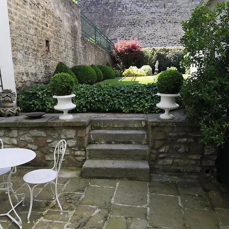 Superbe Appartement, Face A La Vieille ! Apartman *