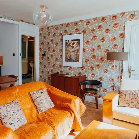 Superbe Appartement, Face A La Vieille ! *